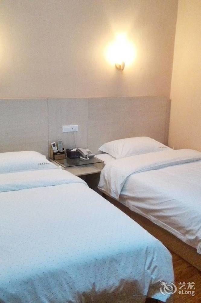 Guilin Tianyi Business Hotel Екстериор снимка