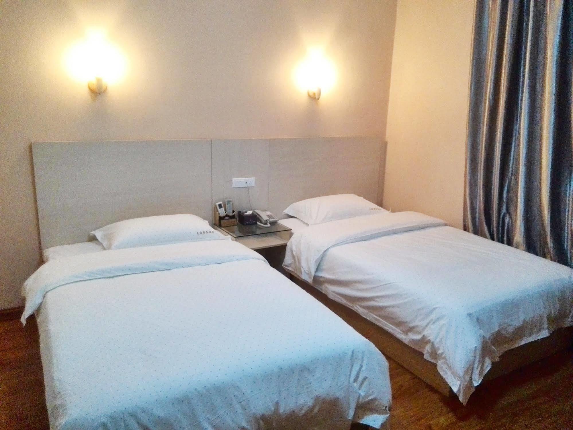 Guilin Tianyi Business Hotel Екстериор снимка